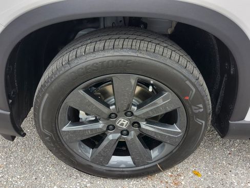 New 2026 Honda Pilot Sport image 15