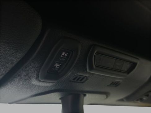 Used 2023 Jeep Wrangler Unlimited Sahara w/ Cold Weather Group AWD/4WD image 16