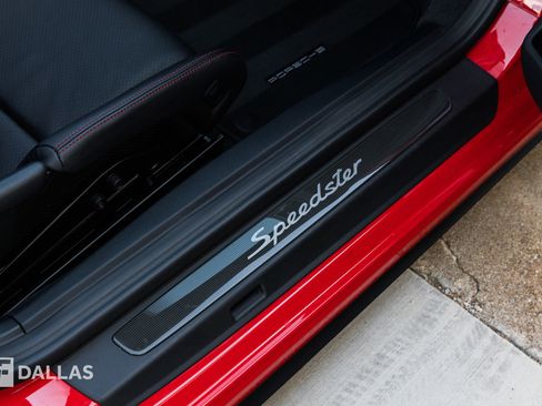 Used 2019 Porsche 911 Speedster image 38