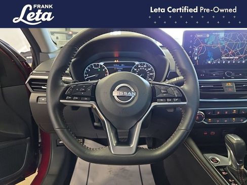 Used 2023 Nissan Altima 2.5 SR w/ SR Premium Package FWD image 12