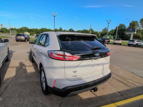 Used 2023 Ford Edge SEL w/ Convenience Package AWD/4WD image 4
