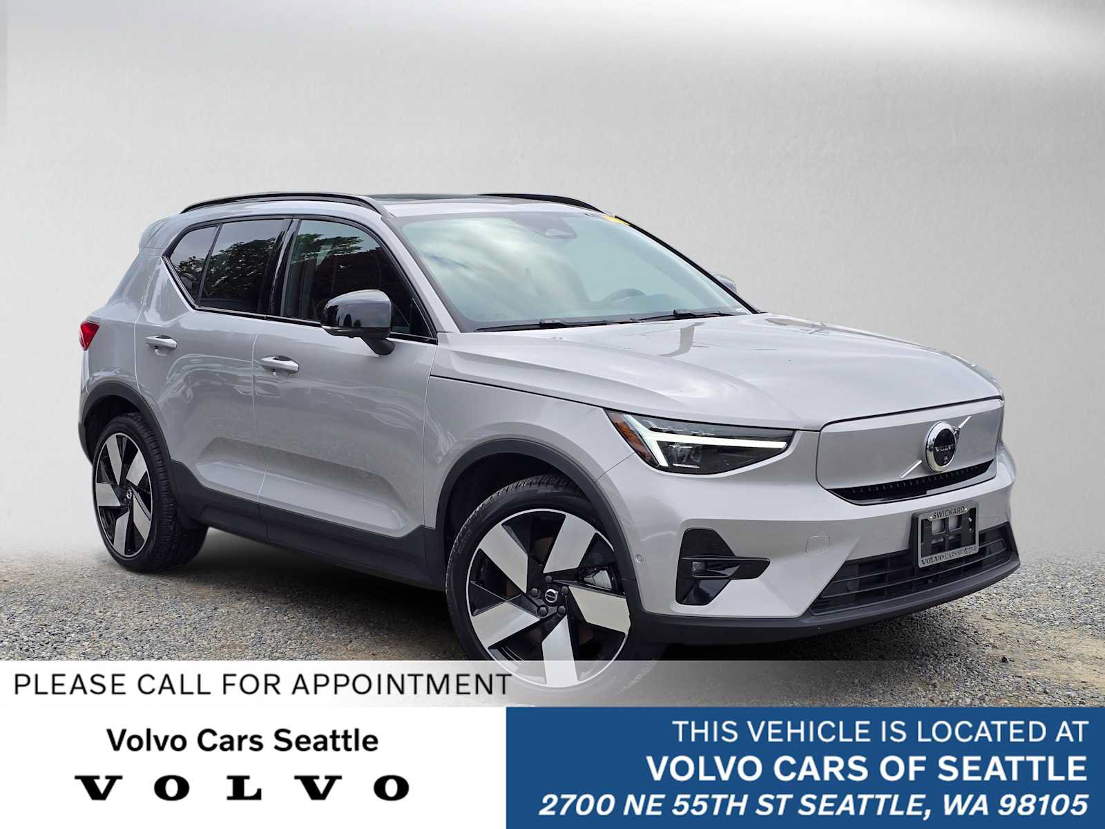 Used 2024 Volvo XC40 Recharge Plus w/ Protection Package Premier AWD/4WD image 1