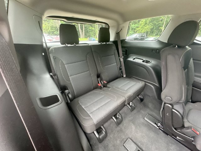 Used 2023 GMC Acadia SLE FWD image 31