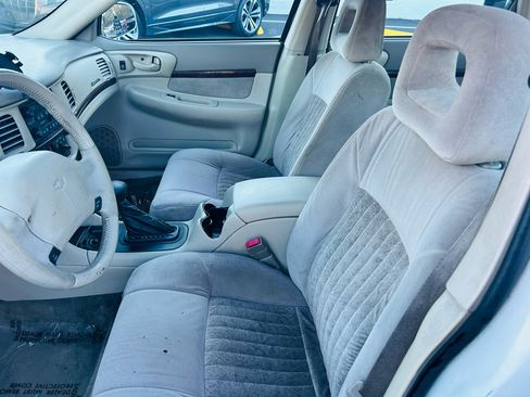 Used 2002 Chevrolet Impala LS image 15