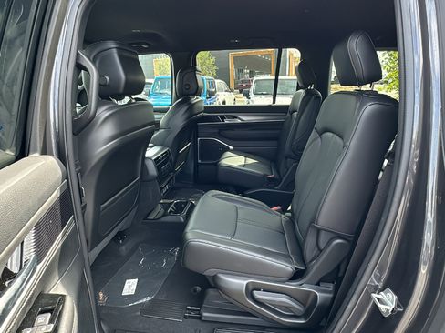 New 2026 Jeep Grand Wagoneer L 2WD image 15