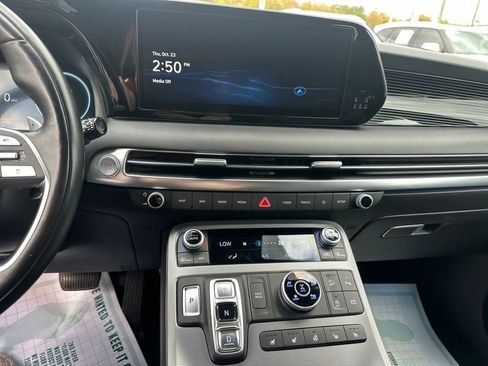 Used 2024 Hyundai Palisade Calligraphy image 23