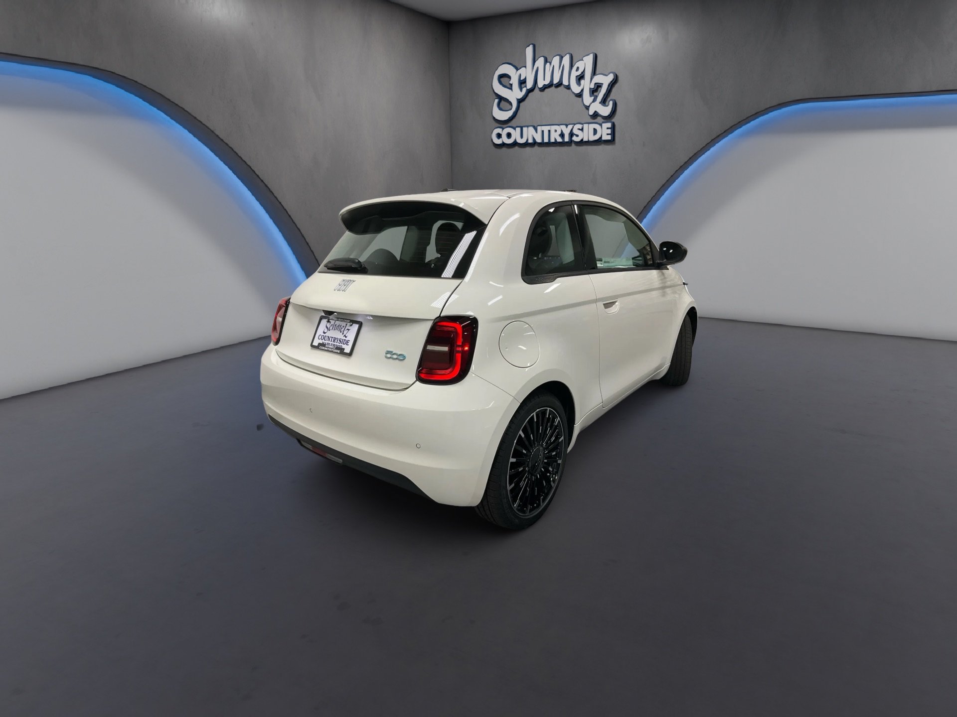 New 2026 FIAT 500 e w/ Comfort Group FWD image 8