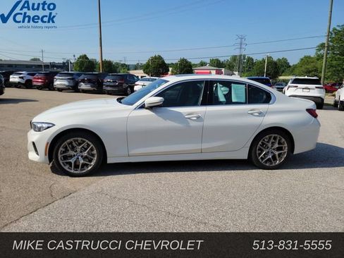 Used 2025 BMW 330i xDrive Sedan AWD/4WD image 2