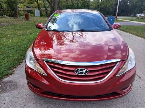 Used 2011 Hyundai Sonata GLS image 3