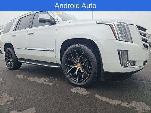 Used 2016 Cadillac Escalade Luxury image 7