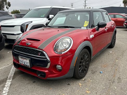 Used 2016 MINI Cooper S FWD image 2