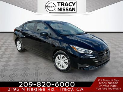 New 2025 Nissan Versa S w/ Trunk Package