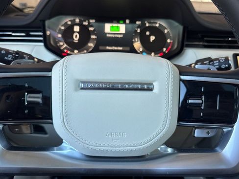 New 2026 Land Rover Range Rover SE AWD/4WD image 16