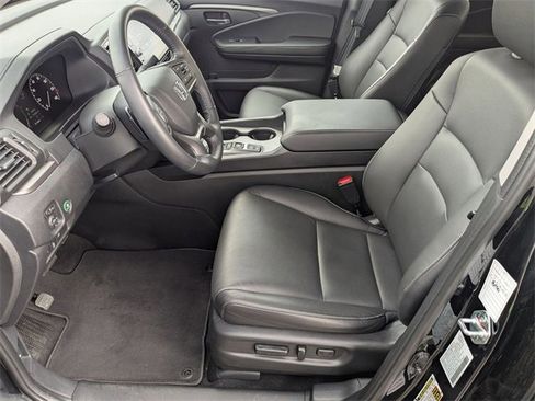 Used 2025 Honda Ridgeline RTL image 15