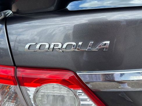 Used 2013 Toyota Corolla S FWD image 36