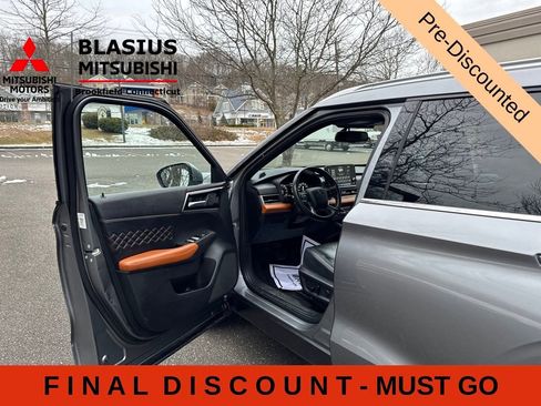 Used 2022 Mitsubishi Outlander SEL FWD image 8