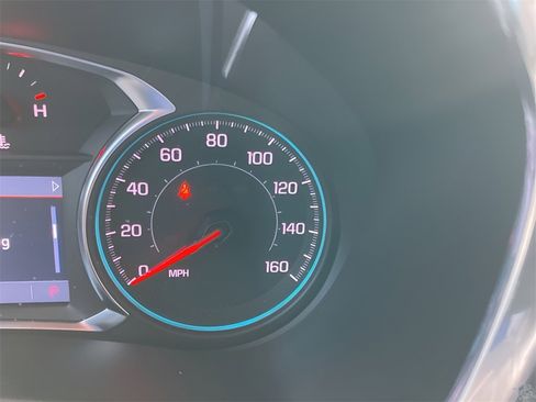 Used 2022 Chevrolet Equinox Premier w/ LPO, Floor Liner Package image 14