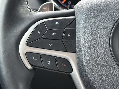 Used 2017 Jeep Grand Cherokee Altitude AWD/4WD image 26