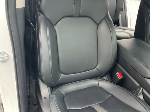 Used 2023 Honda Pilot EX-L image 11