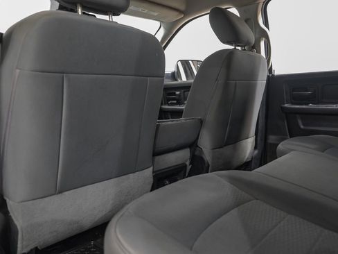 Used 2014 RAM 2500 Tradesman w/ Chrome Appearance Group AWD/4WD image 35