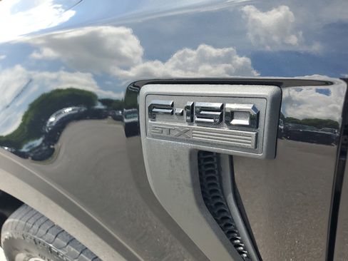 Used 2023 Ford F150 XL w/ STX Appearance Package AWD/4WD image 12