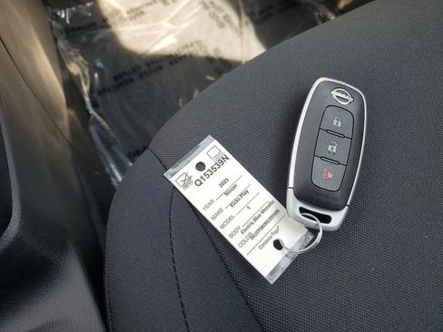 New 2025 Nissan Kicks Play S image 23