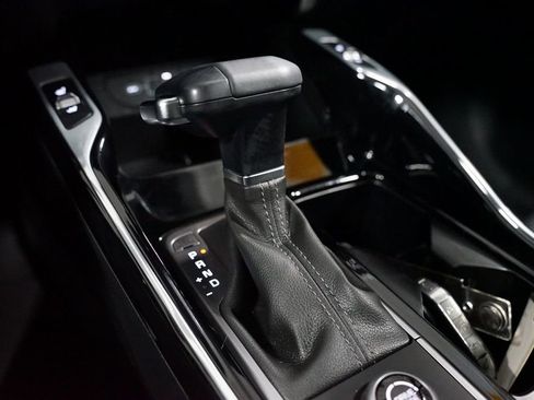 Used 2025 Kia Sorento SX image 23