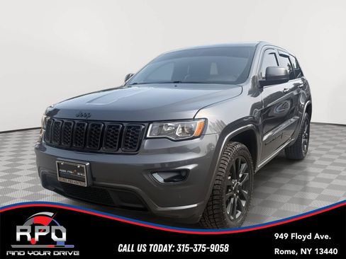 Used 2020 Jeep Grand Cherokee Altitude AWD/4WD image 1