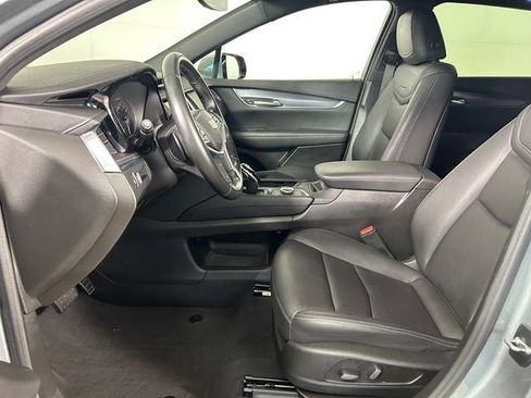 Used 2023 Cadillac XT5 Luxury FWD image 11
