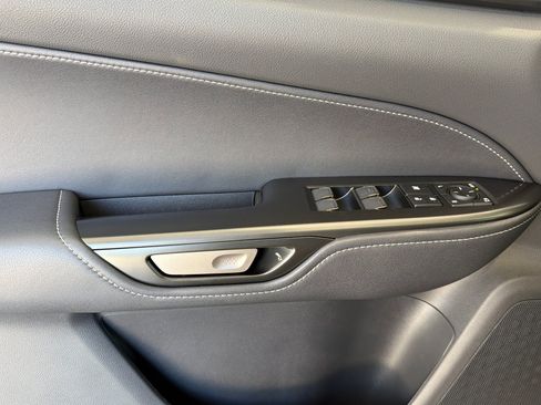 New 2026 Lexus NX 350 AWD image 9