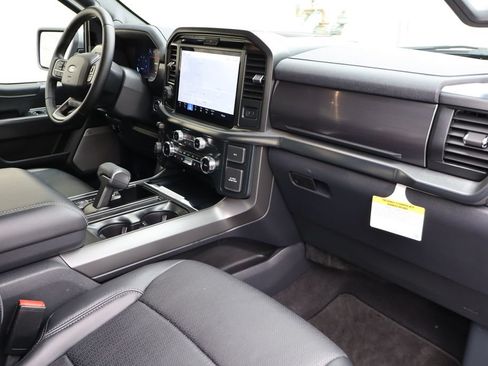 Used 2025 Ford F150 Lariat AWD/4WD image 34