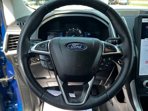 Used 2024 Ford Edge SEL w/ Convenience Package AWD/4WD image 16