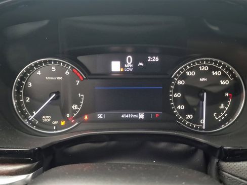 Used 2022 Cadillac XT5 Premium Luxury image 17