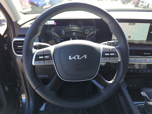 New 2025 Kia Telluride S image 30