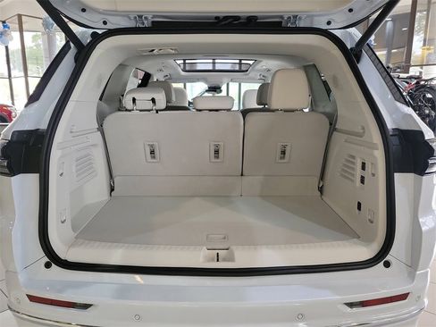 New 2026 Buick Enclave Avenir w/ Super Cruise Package image 12