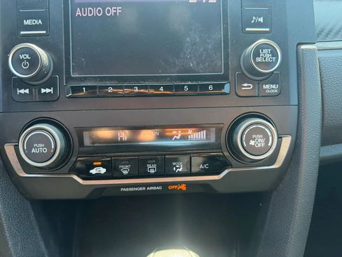 Used 2017 Honda Civic Sport image 26