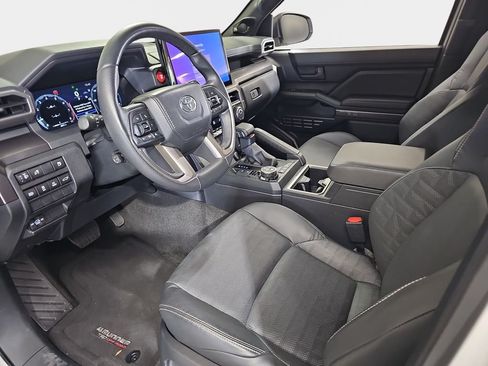 Used 2025 Toyota 4Runner TRD Off-Road Premium w/ Tow Technology Package AWD/4WD image 19