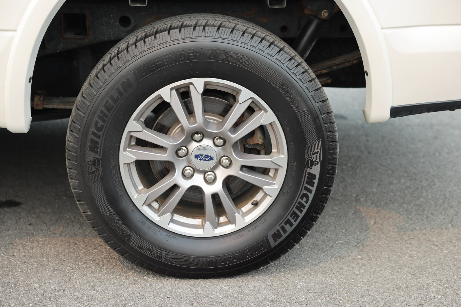 Certified 2019 Ford F150 Lariat w/ Trailer Tow Package AWD/4WD image 27