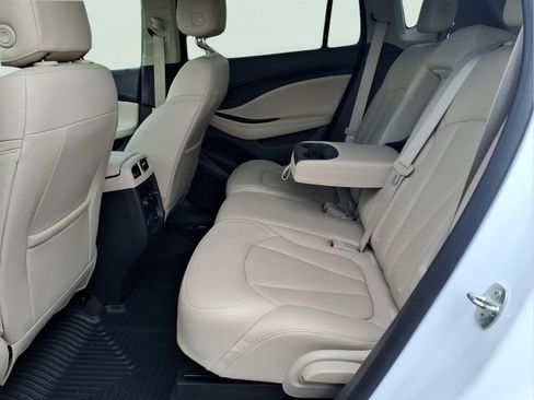 Certified 2017 Buick Envision Essence FWD image 18