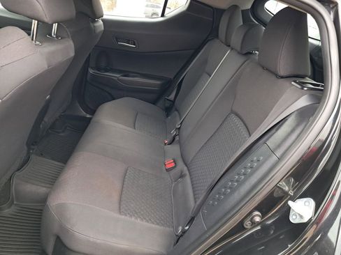 Used 2020 Toyota C-HR LE image 13