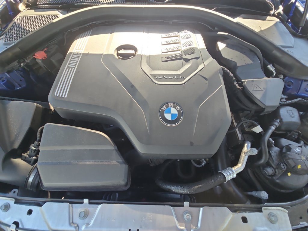 Used 2022 BMW 330i Sedan w/ M Sport Package RWD image 30