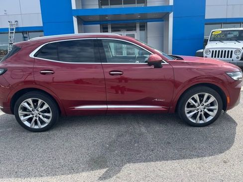 Used 2023 Buick Envision Avenir image 2