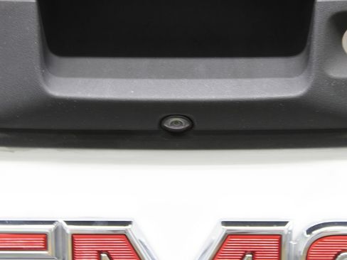 Used 2020 GMC Canyon SLE w/ Driver Alert Package AWD/4WD image 36