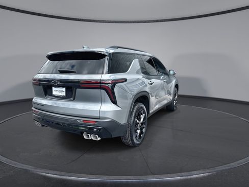 New 2026 Chevrolet Traverse LT w/ Midnight/Sport Edition AWD/4WD image 7