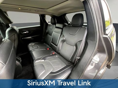 Used 2019 Jeep Cherokee Limited AWD/4WD image 26