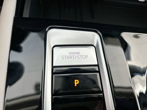 New 2026 Volkswagen Atlas SE image 33