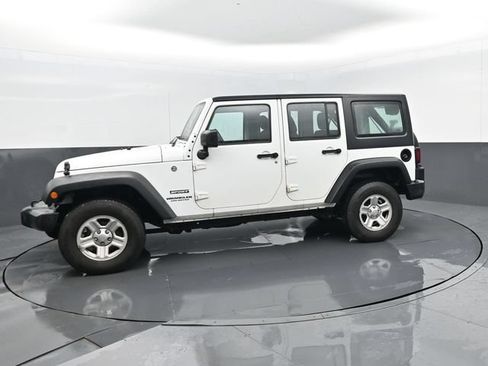 Used 2017 Jeep Wrangler Unlimited Sport AWD/4WD image 2