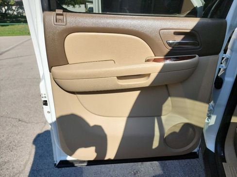 Used 2014 Chevrolet Silverado 3500 LTZ w/ LTZ Plus Package image 32