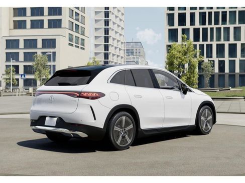 New 2026 Mercedes-Benz EQE 320 4MATIC SUV image 21