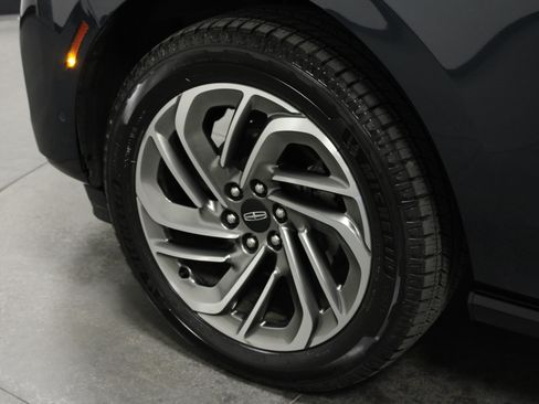 Used 2025 Lincoln Navigator L Reserve AWD/4WD image 10